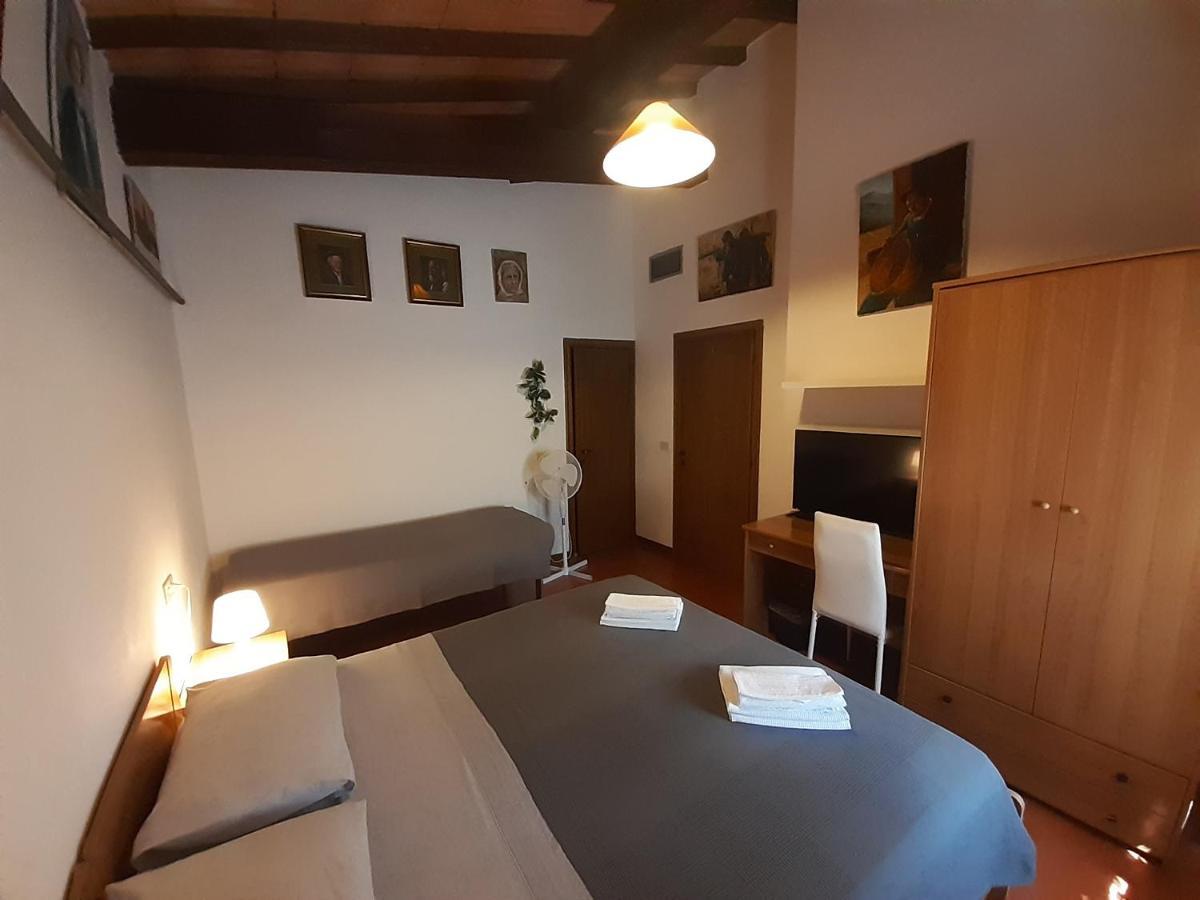 Podere San Francesco Bed & Breakfast Volterra Luaran gambar