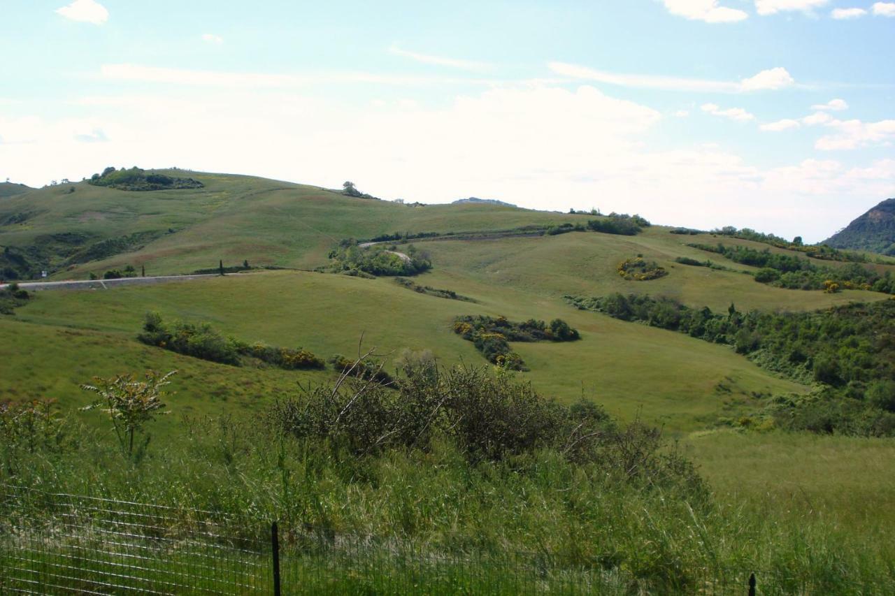 Podere San Francesco Bed & Breakfast Volterra Luaran gambar