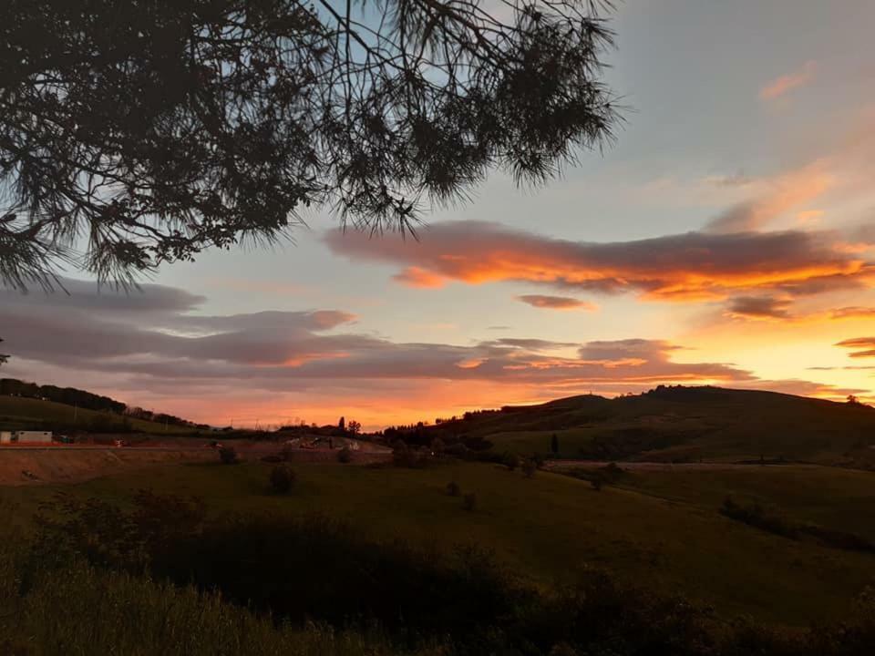 Podere San Francesco Bed & Breakfast Volterra Luaran gambar